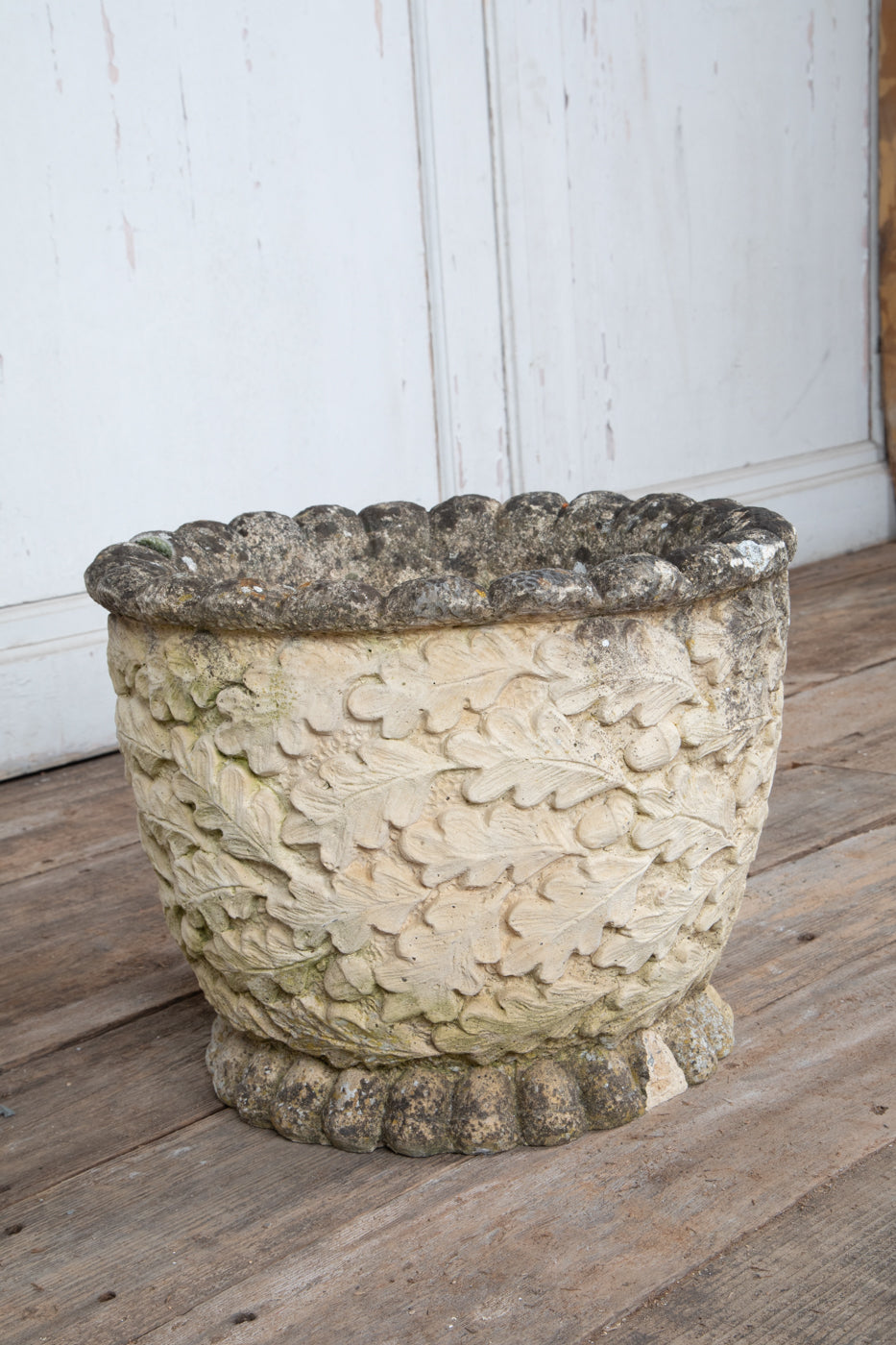 Concrete Planter Oak Leaf